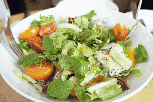 秋葵土豆泥，顏值高味道夠，減脂餐就該這麼吃，別再白水煮菜了