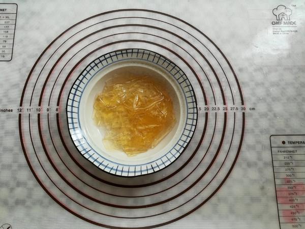 它是“熱帶水果之王”，夏天多吃，淡斑顯年輕，40歲依舊少女臉