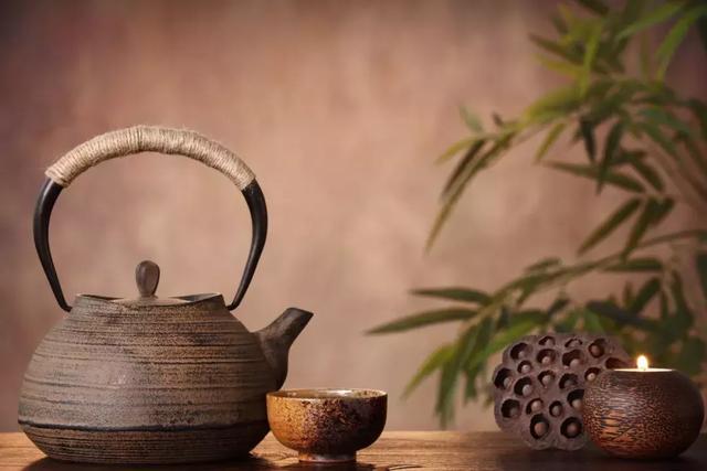 茶為誰清，酒為誰醉？ 緣分二字而已