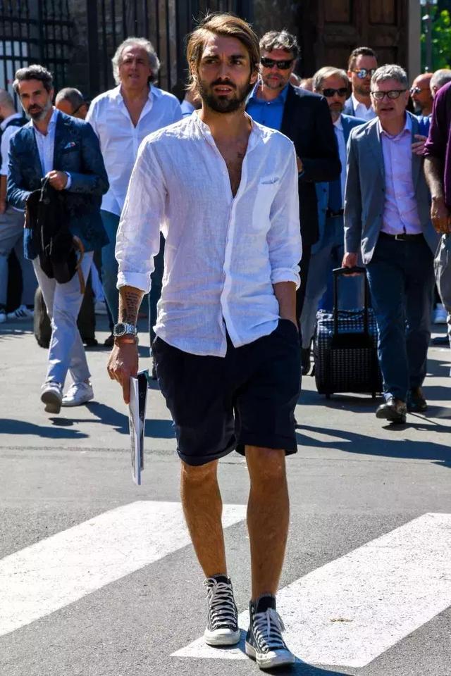 夏天會穿麻的男人，都不簡單