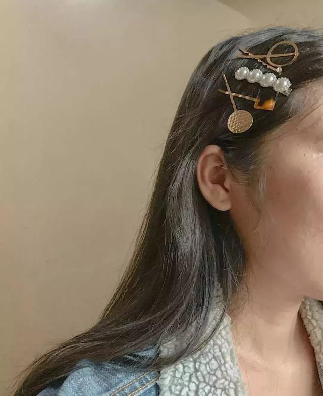 “土味發卡”重出江湖，十年前覺得土到掉渣的發卡，火遍時尚圈！