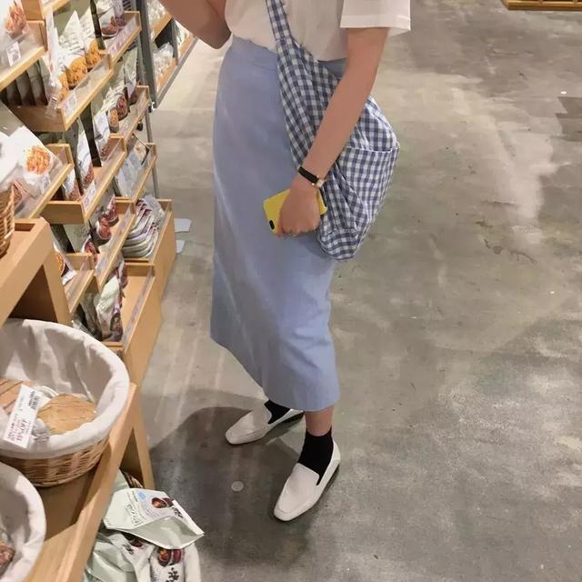 格紋單品+它！ 簡單又時髦！