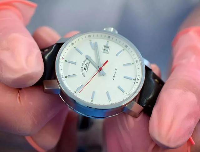 手錶外觀保養值不值？ 看完你就知道了