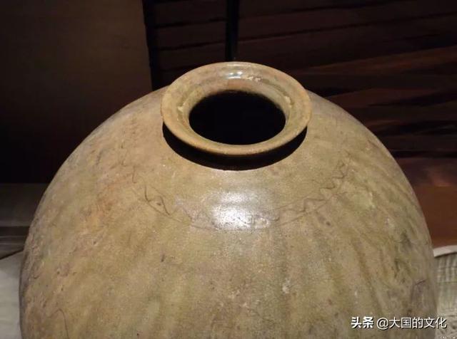 打撈一艘沉船6萬多件中國文物至少三億元，中國博物館嫌貴沒買