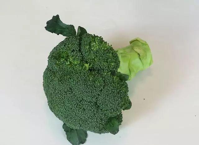 西蘭花洗不干淨? 只需這一招,臟東西全都自己跑出來