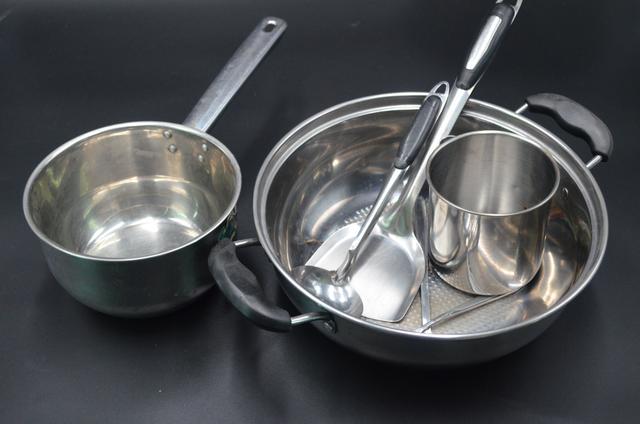 家裡有不銹鋼餐具的注意了，尤其是第2點，看後抓緊轉告家里人