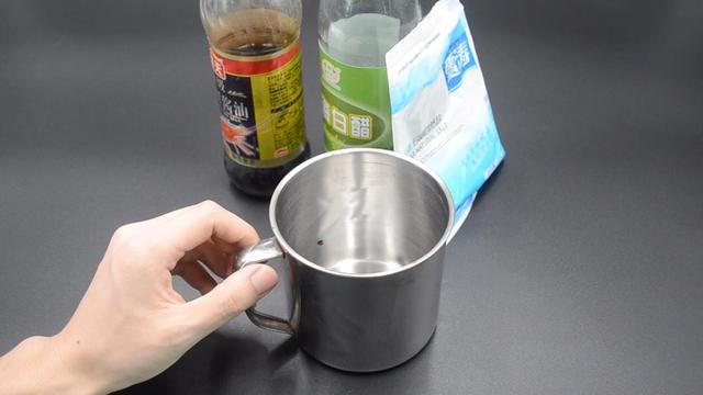 家裡有不銹鋼餐具的注意了，尤其是第2點，看後抓緊轉告家里人