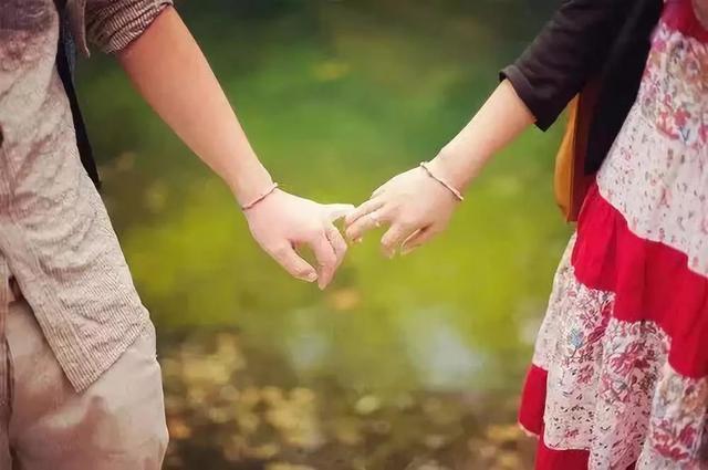 經典微小說:《出軌》
