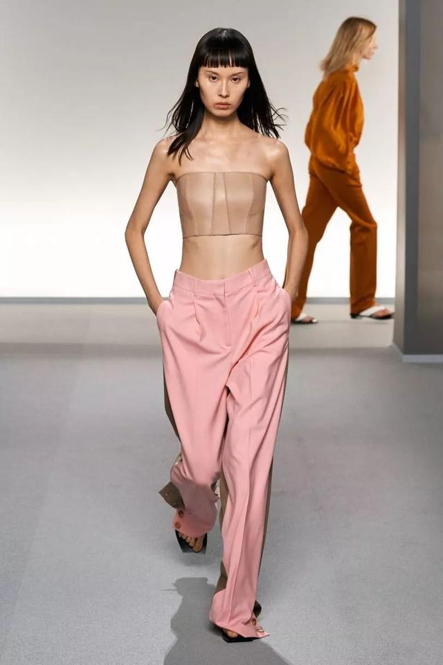 極簡主義風格紀梵希Givenchy2020春夏系女裝秀