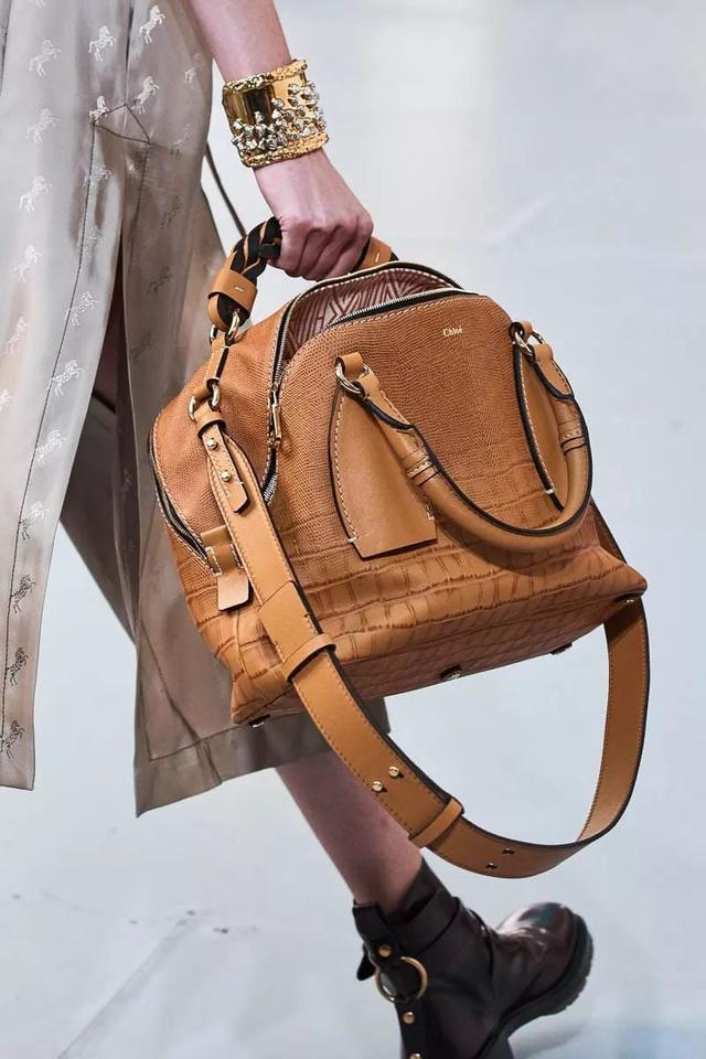 保齡球袋Chloé2020春夏秀中的包袋