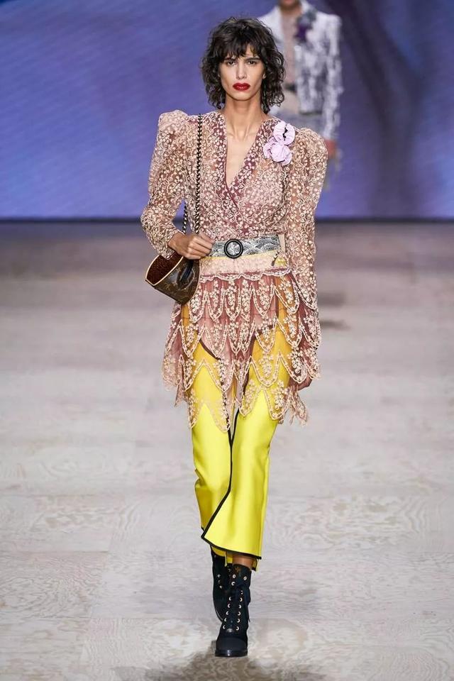 美好年代路易威登Louis Vuitton春夏系女裝秀