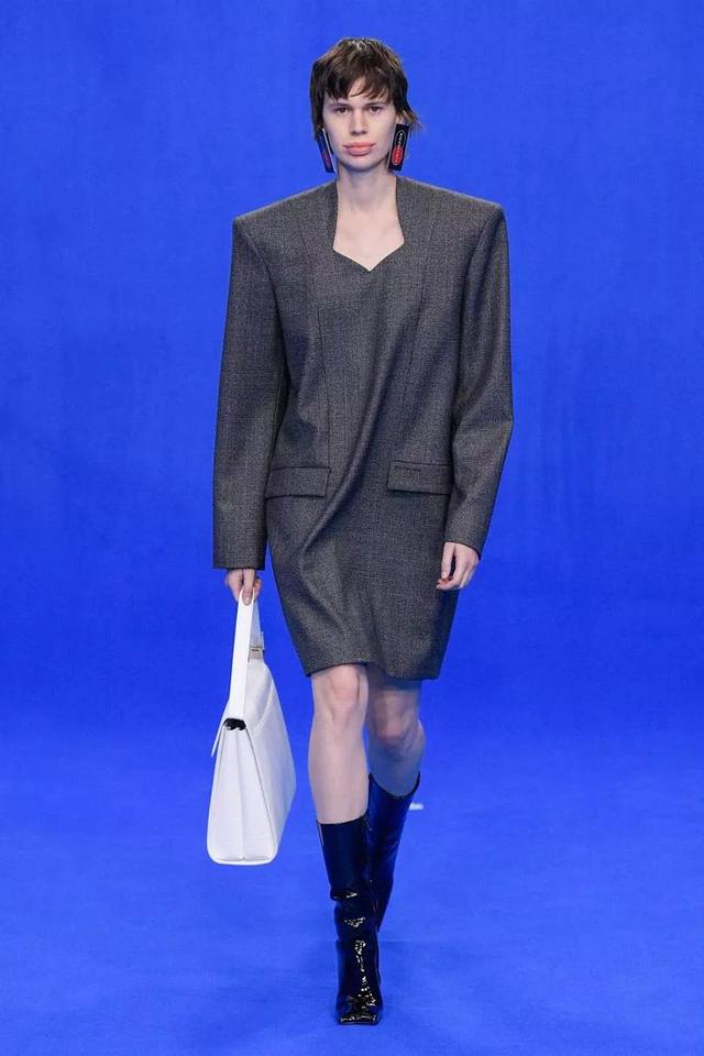 霸氣不可一世巴黎世家Balenciaga2020春夏係時裝秀