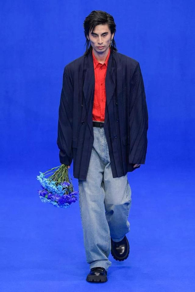 霸氣不可一世巴黎世家Balenciaga2020春夏係時裝秀