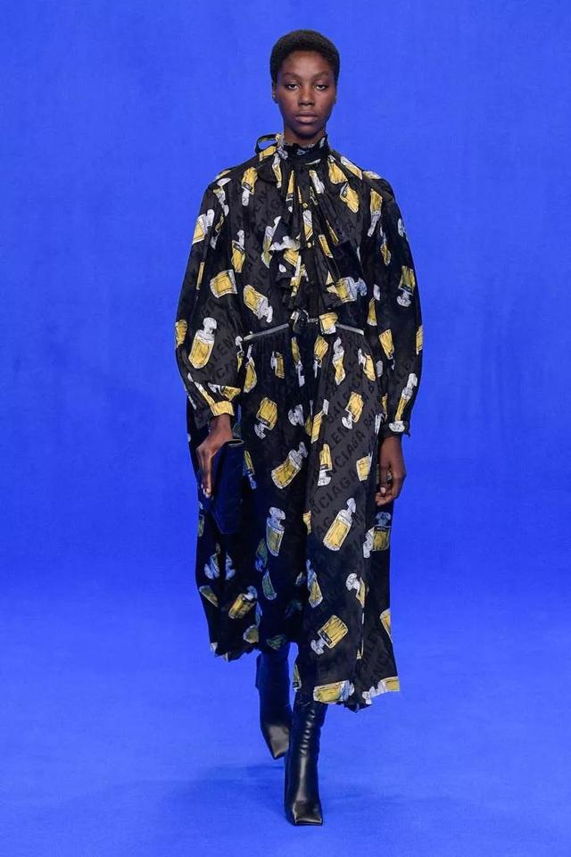 霸氣不可一世巴黎世家Balenciaga2020春夏係時裝秀