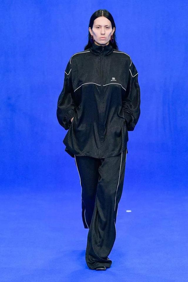 霸氣不可一世巴黎世家Balenciaga2020春夏係時裝秀