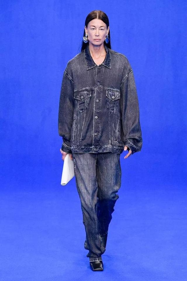 霸氣不可一世巴黎世家Balenciaga2020春夏係時裝秀