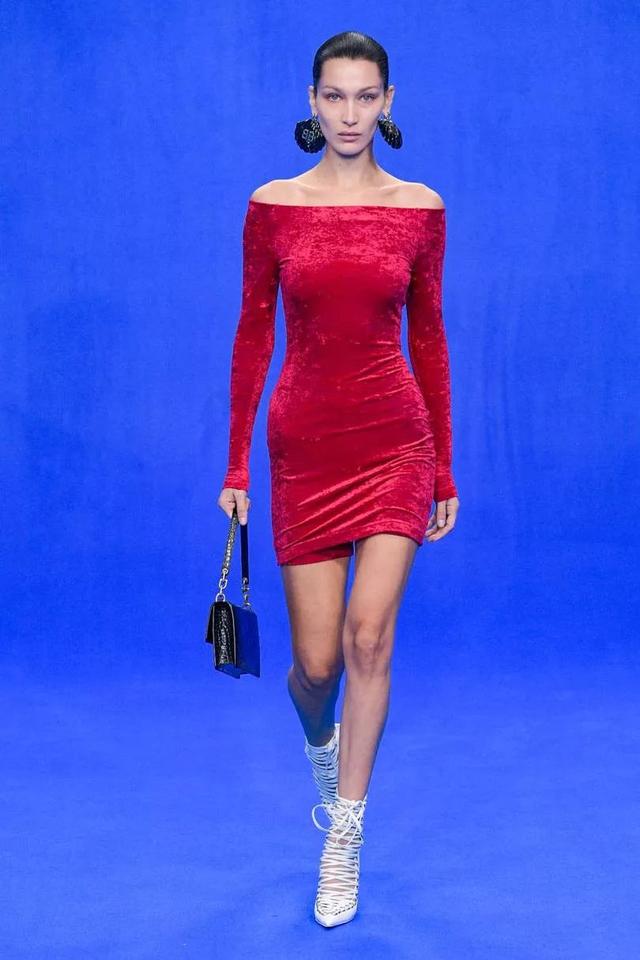 霸氣不可一世巴黎世家Balenciaga2020春夏係時裝秀