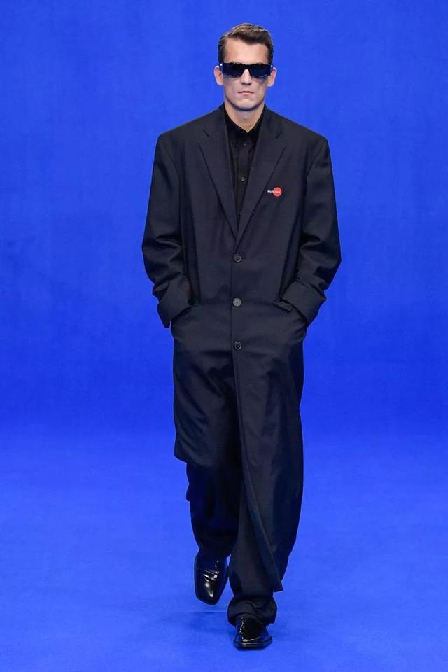 霸氣不可一世巴黎世家Balenciaga2020春夏係時裝秀