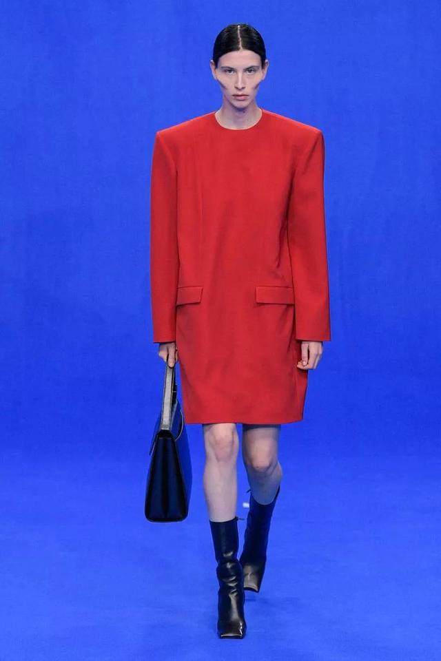 霸氣不可一世巴黎世家Balenciaga2020春夏係時裝秀