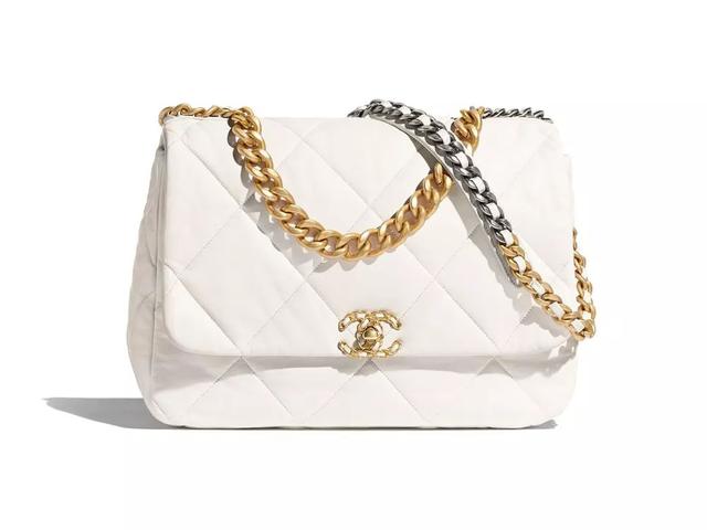 延續經典系列香奈兒Chanel 19 Bag