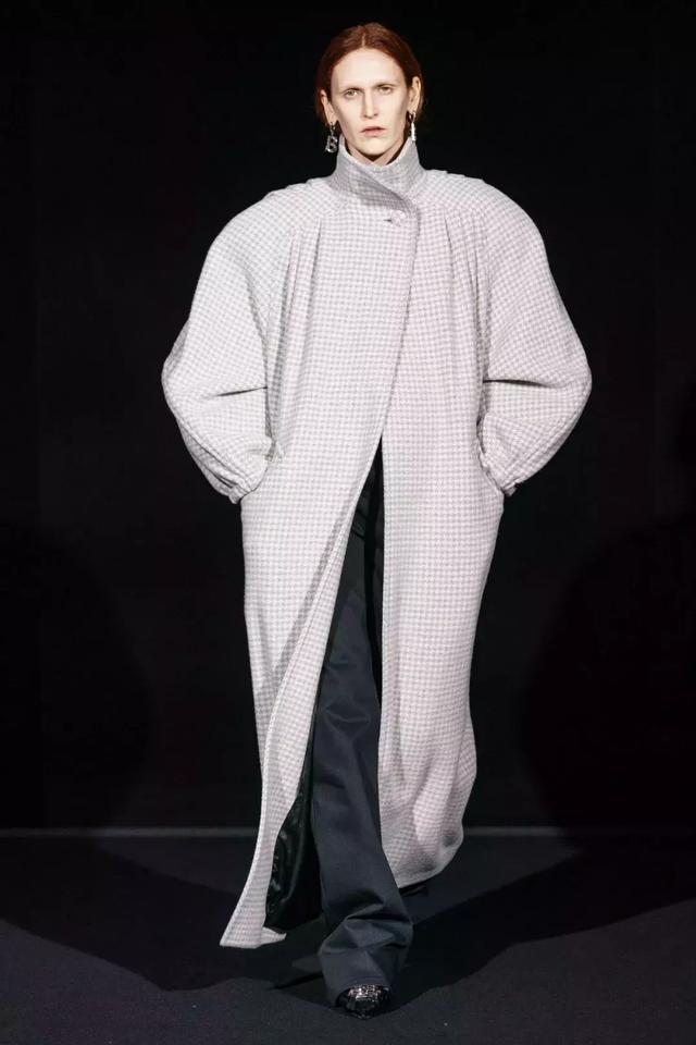 巴黎世家Balenciaga2019秋季女裝秀