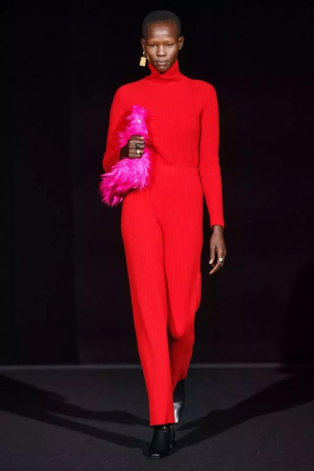 巴黎世家Balenciaga2019秋季女裝秀