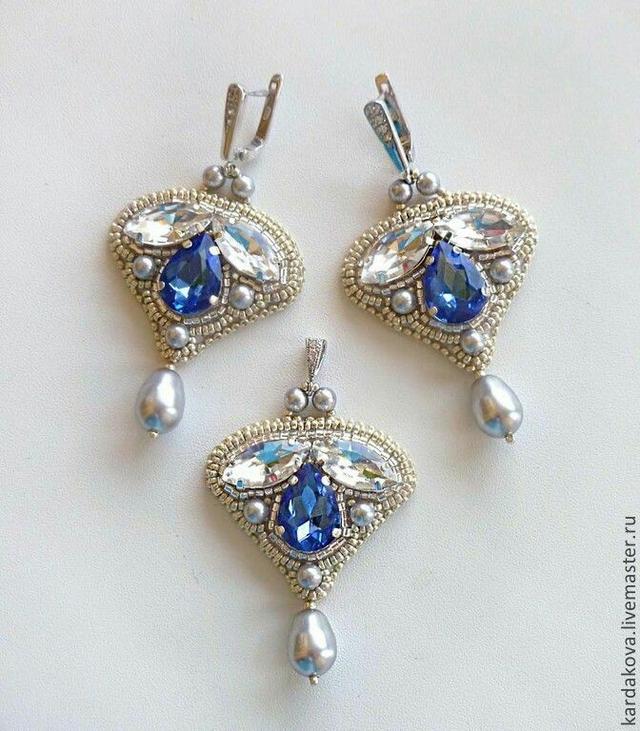 珠子和各種配飾製作的耳環，二十幾種款式，總能找到你喜歡的