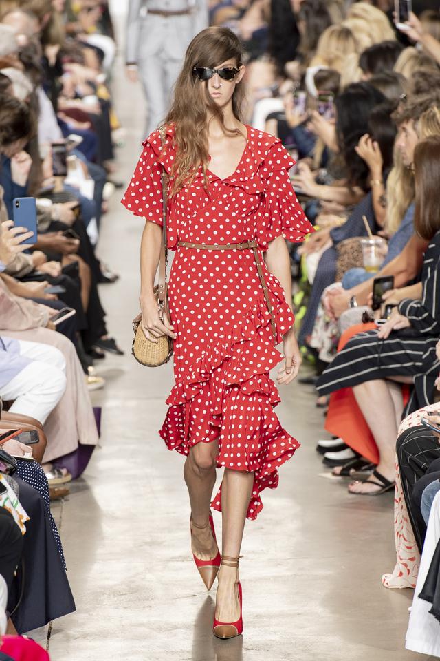 復古摩登的優雅風範Michael Kors 邁克高仕2020春夏紐約時裝週