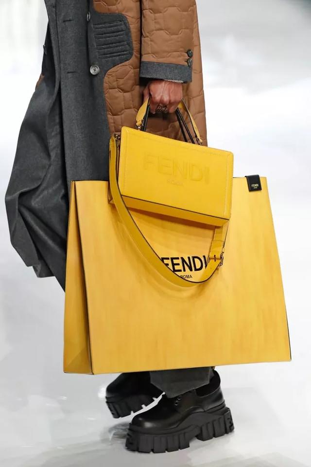 芬迪Fendi2020秋冬男裝秀包袋一覽