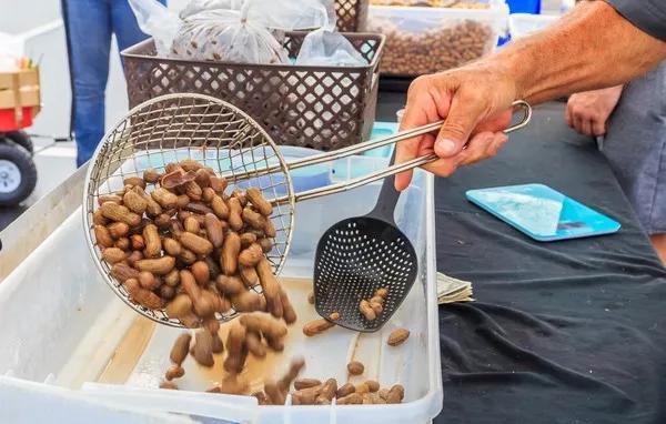 花生和幾樣食物一起煮，比人參補！ 1碗助眠、2碗補氣、3碗養胃，現在適合喝