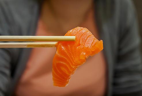 眼睛乾澀刺痛，該給眼補營養了！ 10種護眼食物不要錯過