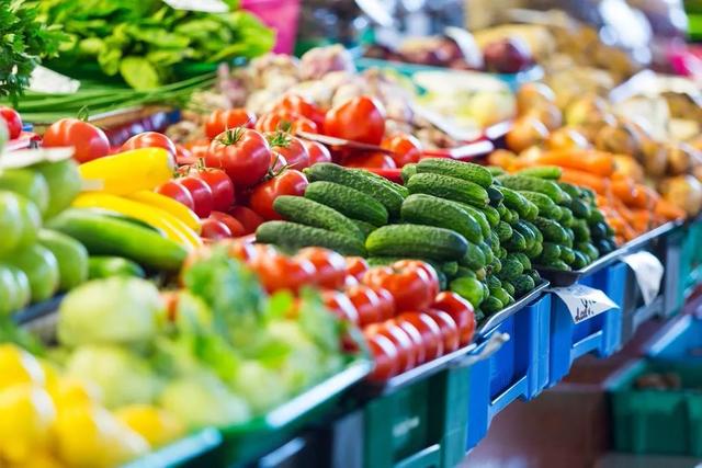 買回家的蔬果肉蛋，會帶有新冠病毒嗎？ 取快遞、外賣會不會被感染？ 權威的答案來了