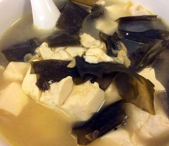海帶配豆腐，營養又安全