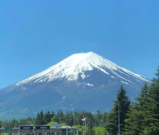富士山是日本的象徵，卻是日本租來的，每年需要交天價租金