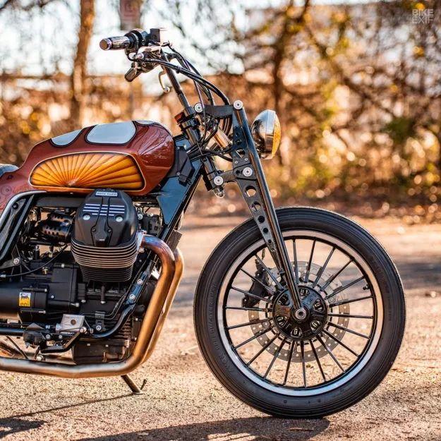 熠熠生輝! Moto Guzzi V9漫遊者