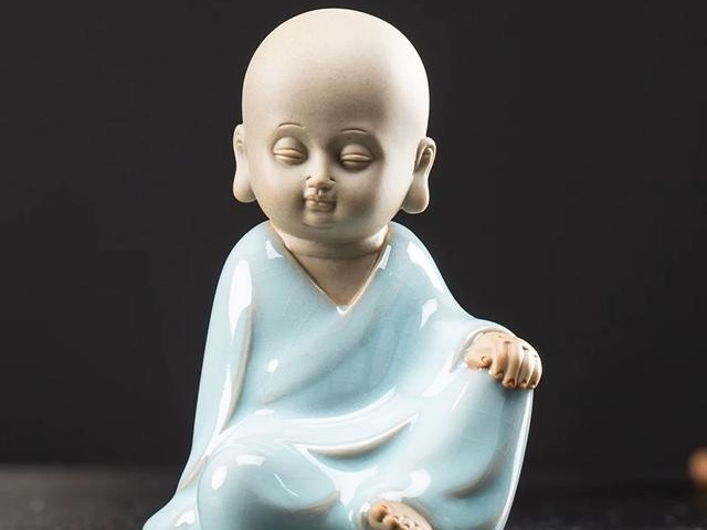 “小心你的嘴巴,左右你的命運”:多數人吃虧在嘴上