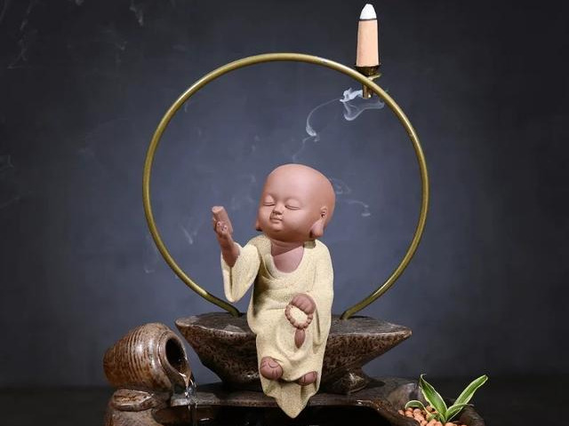 “小心你的嘴巴,左右你的命運”:多數人吃虧在嘴上