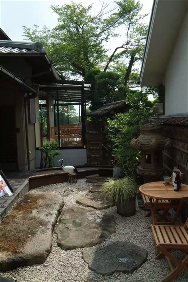 改造設計這麼美的庭院,真想住到地老天荒