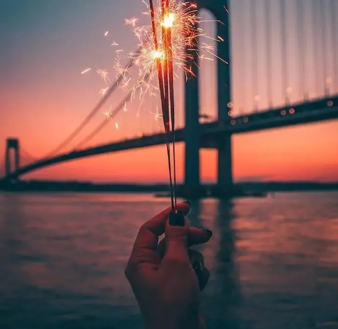 沒人扶的時候，自己站直