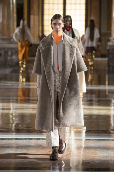 華倫天奴Valentino2021春夏系高定時裝