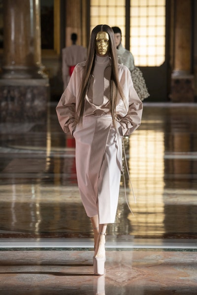 華倫天奴Valentino2021春夏系高定時裝