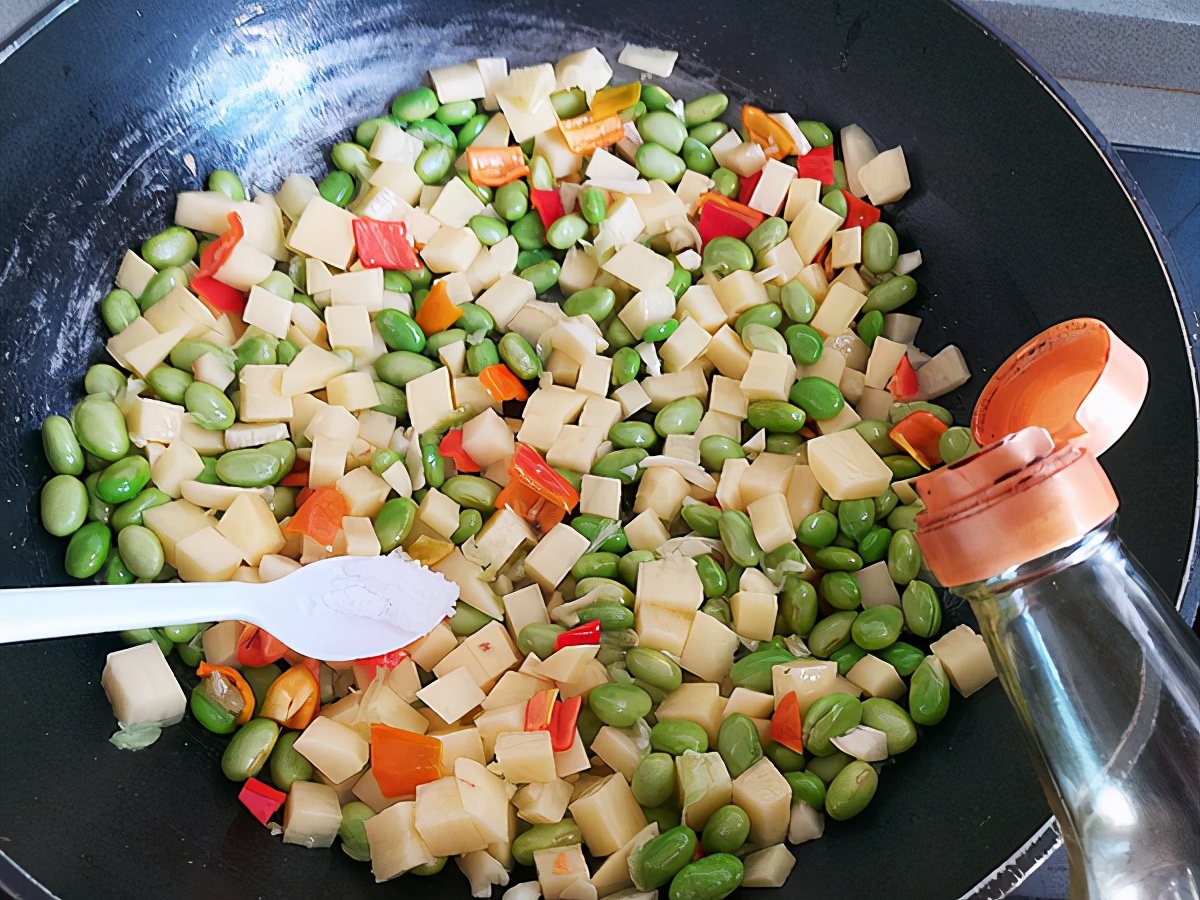 不管什麼時候,土豆不要和它一起吃,美味也不行,家有小孩要注意
