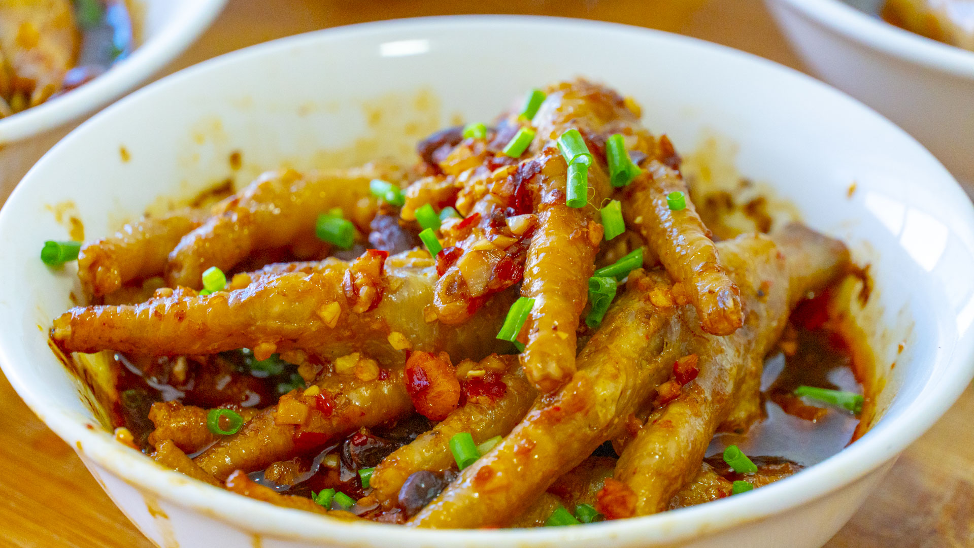 教你做秘製蒸鳳爪,口感酥爛鬆軟,輕輕一呡骨肉分離,滿口留香