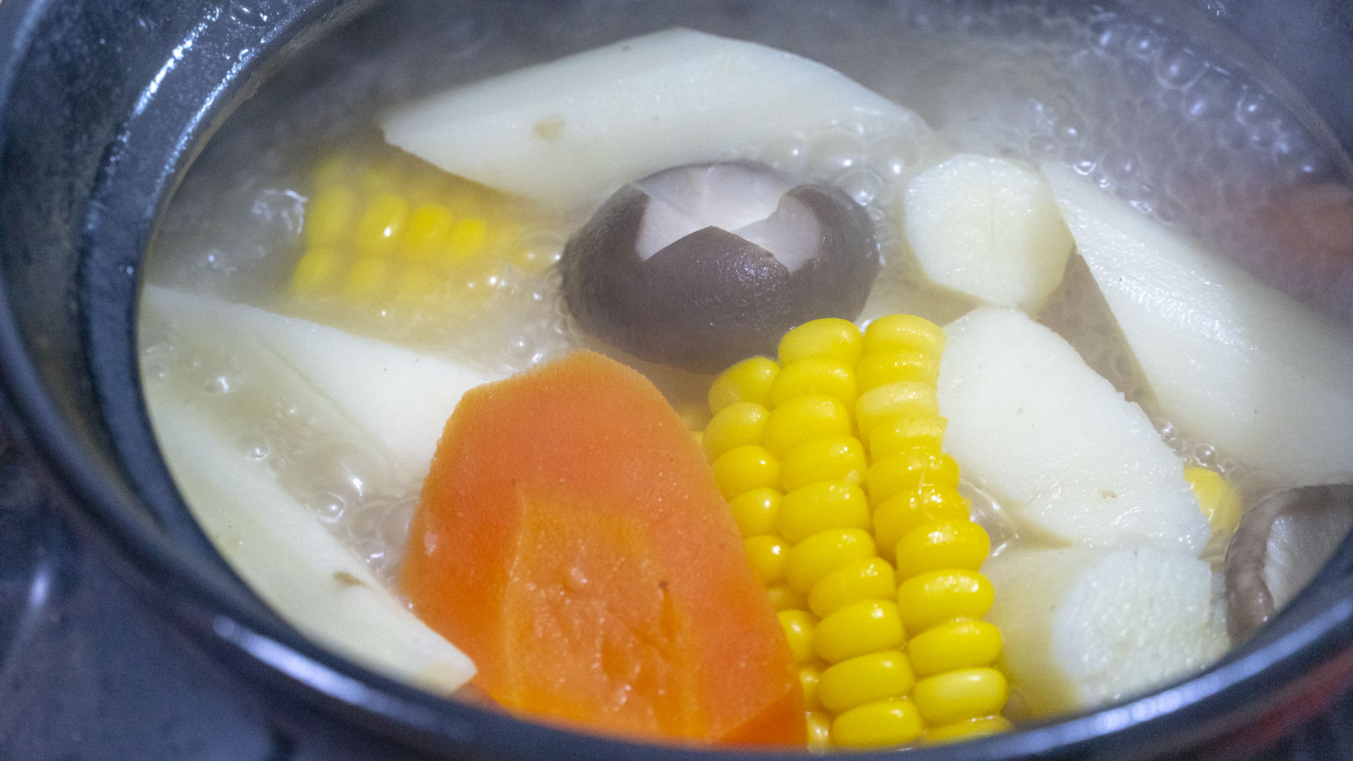 降溫了,這道養生湯多給家人喝,順應時節,暖和過秋冬
