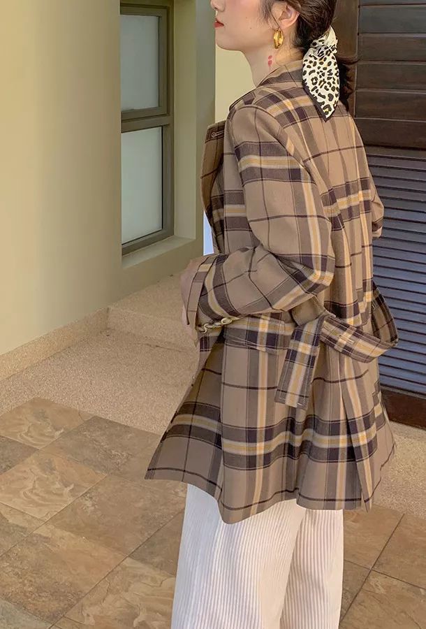 永不過時的格紋,迎著早春做個Plaid Girl吧!