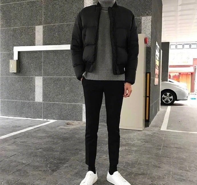 男生的帥氣黑色搭配