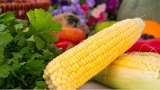 每天吃玉米，你能收穫4種好處！ 但要注意這3件事
