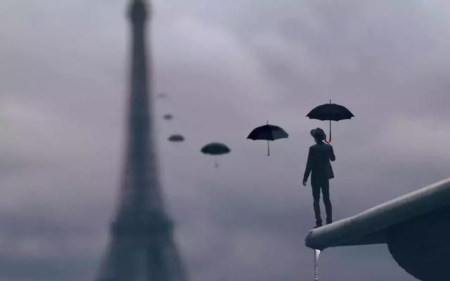 天上下雨地上滑，自己滑倒自己爬！