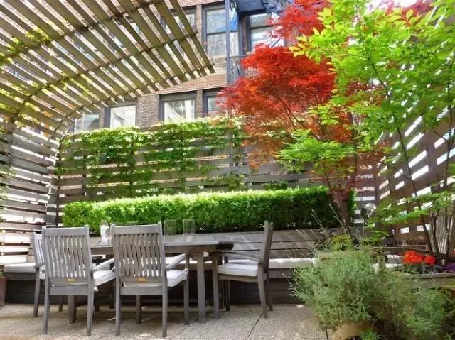 100個寧靜迷人的露台花園，收藏起來建院子時用！