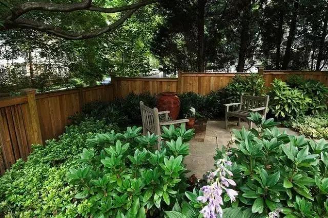 100個寧靜迷人的露台花園，收藏起來建院子時用！